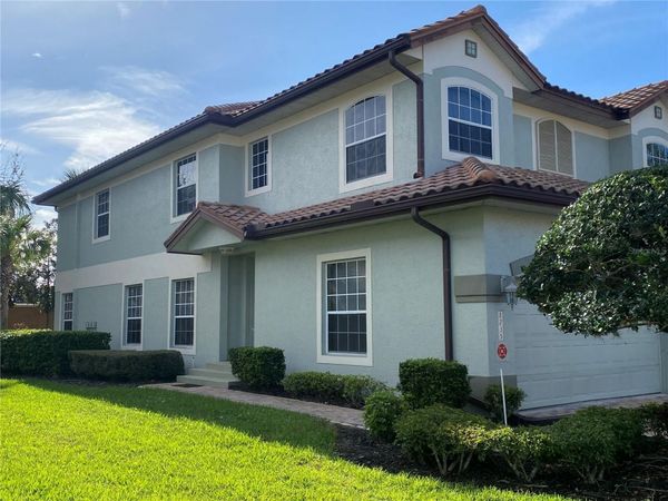 8235 MIRAMAR WAY , LAKEWOOD RANCH, FL 34202