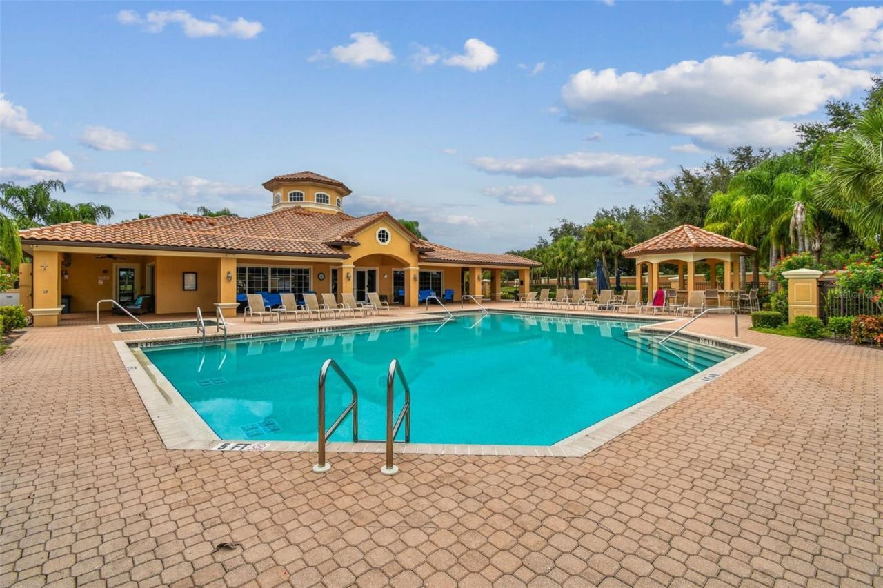 8235 Miramar Way , Lakewood Ranch, FL 34202 Photo