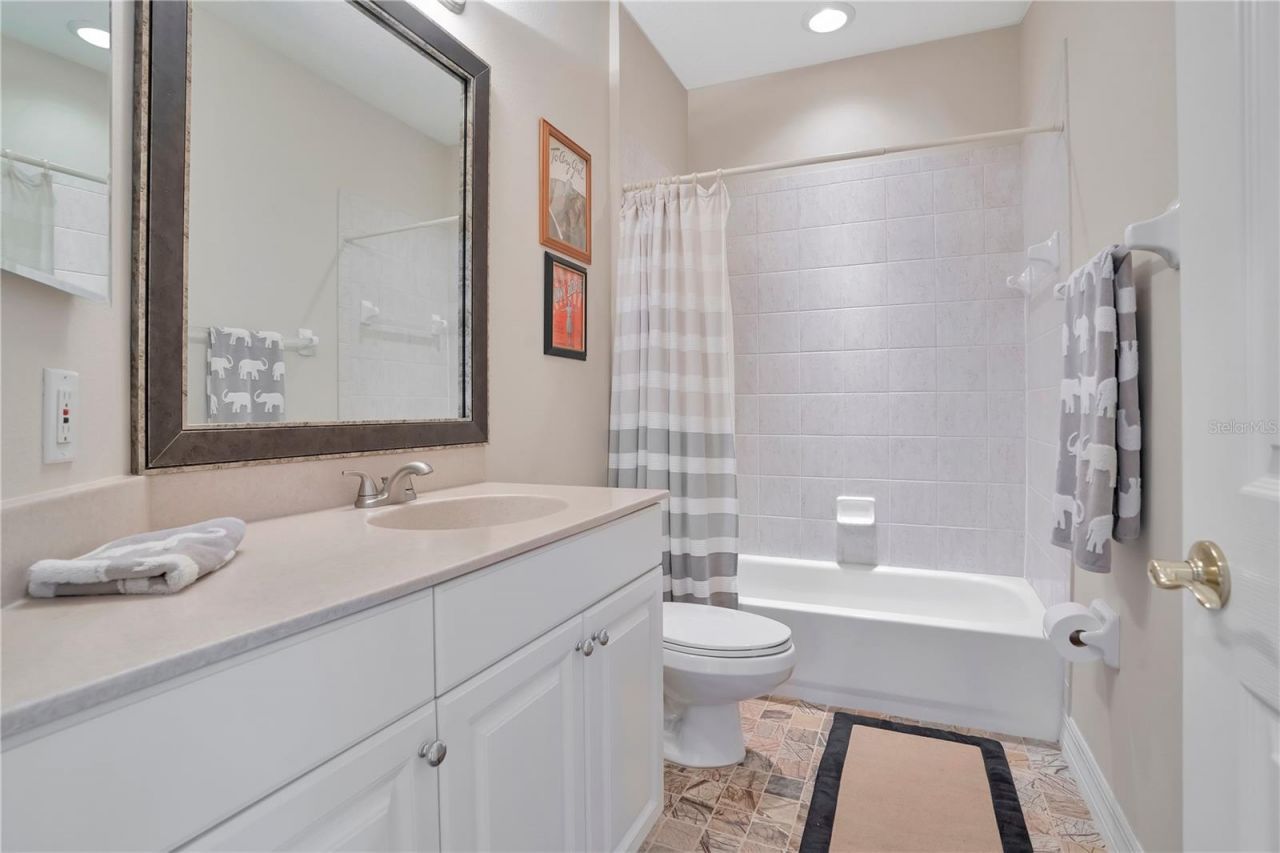 926 River Basin Court, Unit 201C, Bradenton, FL 34212 Photo