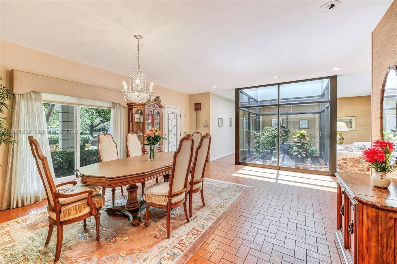 1800 Miami Springs Ave, Miami Springs, FL 33166 Photo