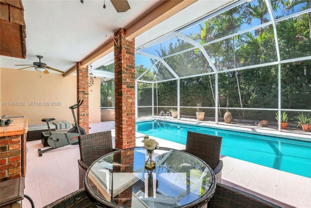 1800 Miami Springs Ave, Miami Springs, FL 33166 Photo