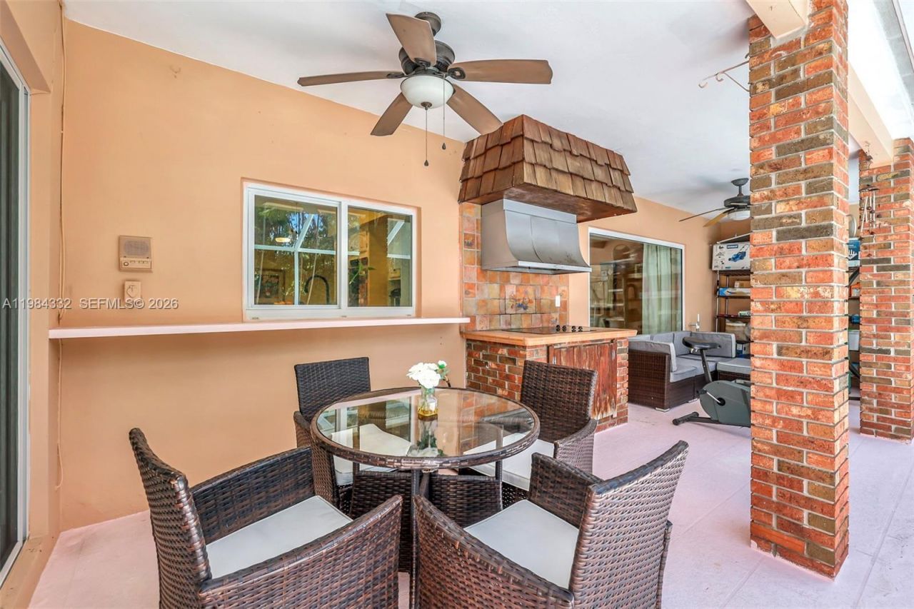 1800 Miami Ave , Miami Springs, FL 33166 Photo