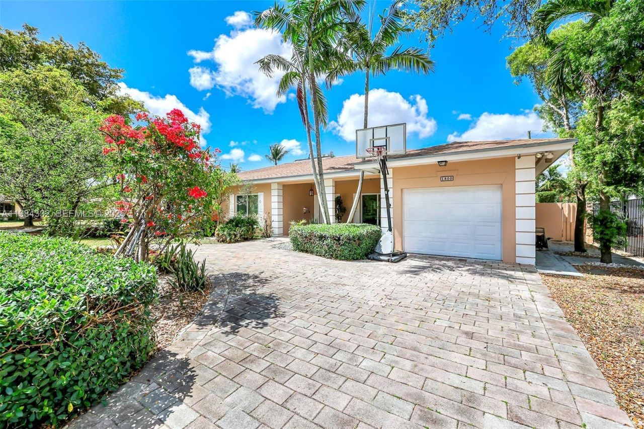 1800 Miami Ave , Miami Springs, FL 33166 Photo