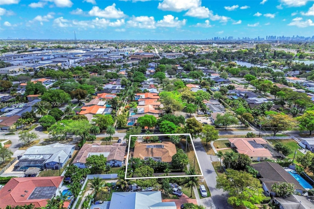 1800 Miami Springs Ave, Miami Springs, FL 33166 Photo