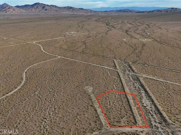 715 Corral Road, Helendale, CA 92342