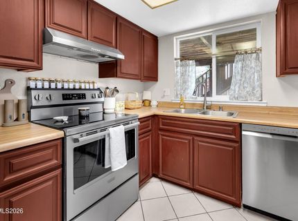 6845 Pah Rah Drive, Sparks, NV 89436 Photo