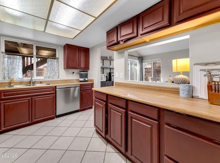 6845 Pah Rah Drive, Sparks, NV 89436 Photo