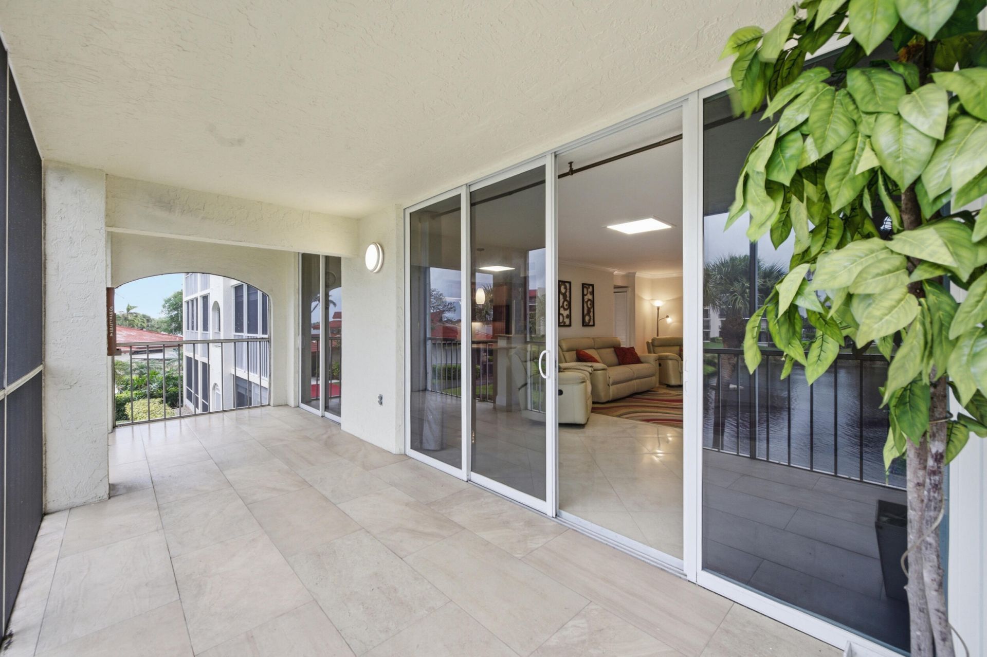 108 Half Moon Circle, Unit F2, Hypoluxo, FL 33462 Photo