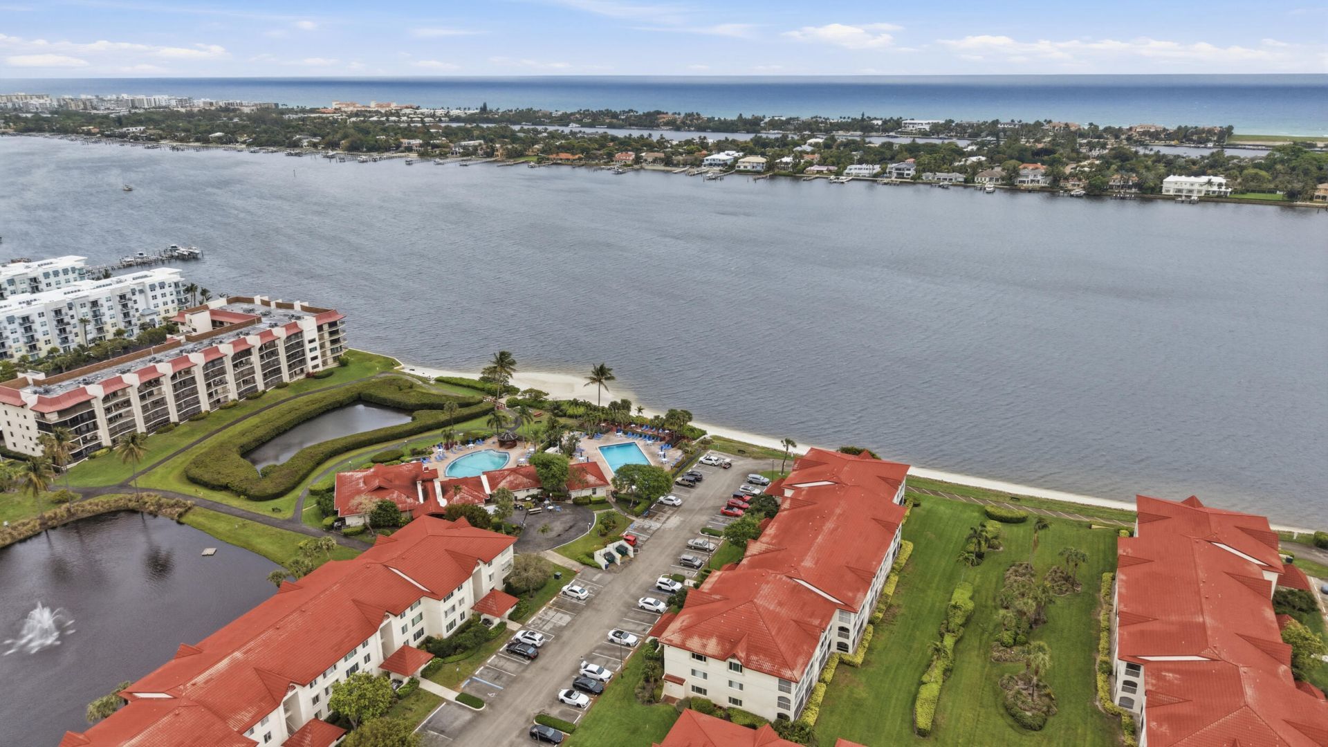 108 Half Moon Circle, Unit F2, Hypoluxo, FL 33462 Photo