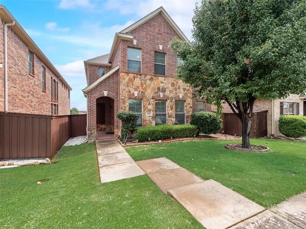 1486 Cambridge Drive, Lewisville, TX 75077
