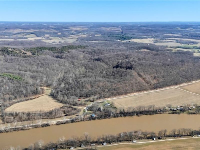 10200 N River Road, Dresden, OH 43821 Photo 9