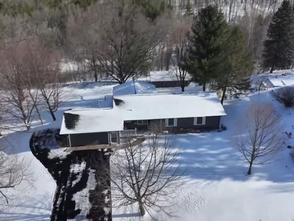 2639 Hammond Highlands Drive, Traverse City, MI 49696