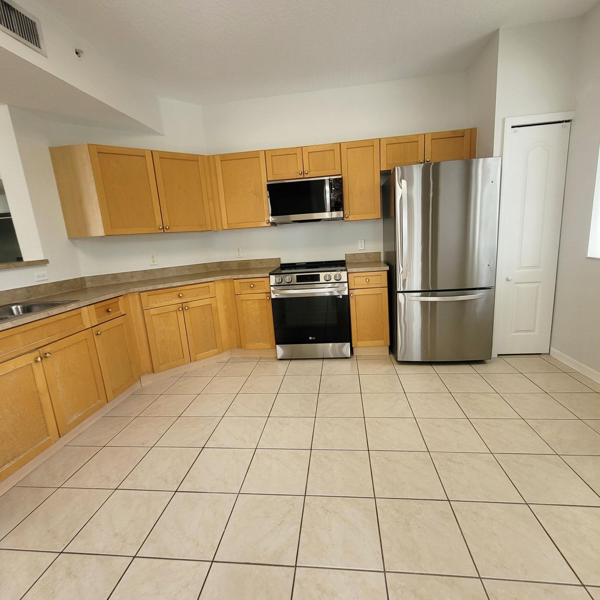 11029 Legacy Boulevard, Unit 204, Palm Beach Gardens, FL 33410 Photo