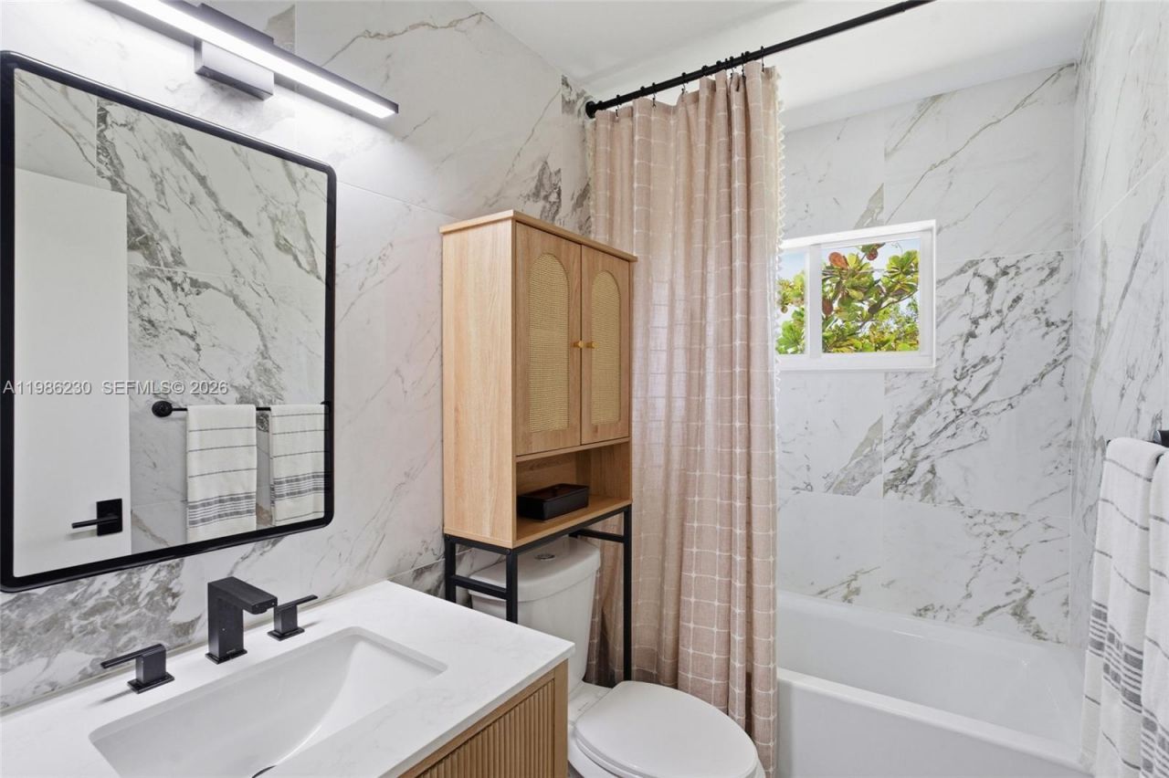 1100 11th St , Unit 405, Miami Beach, FL 33139 Photo