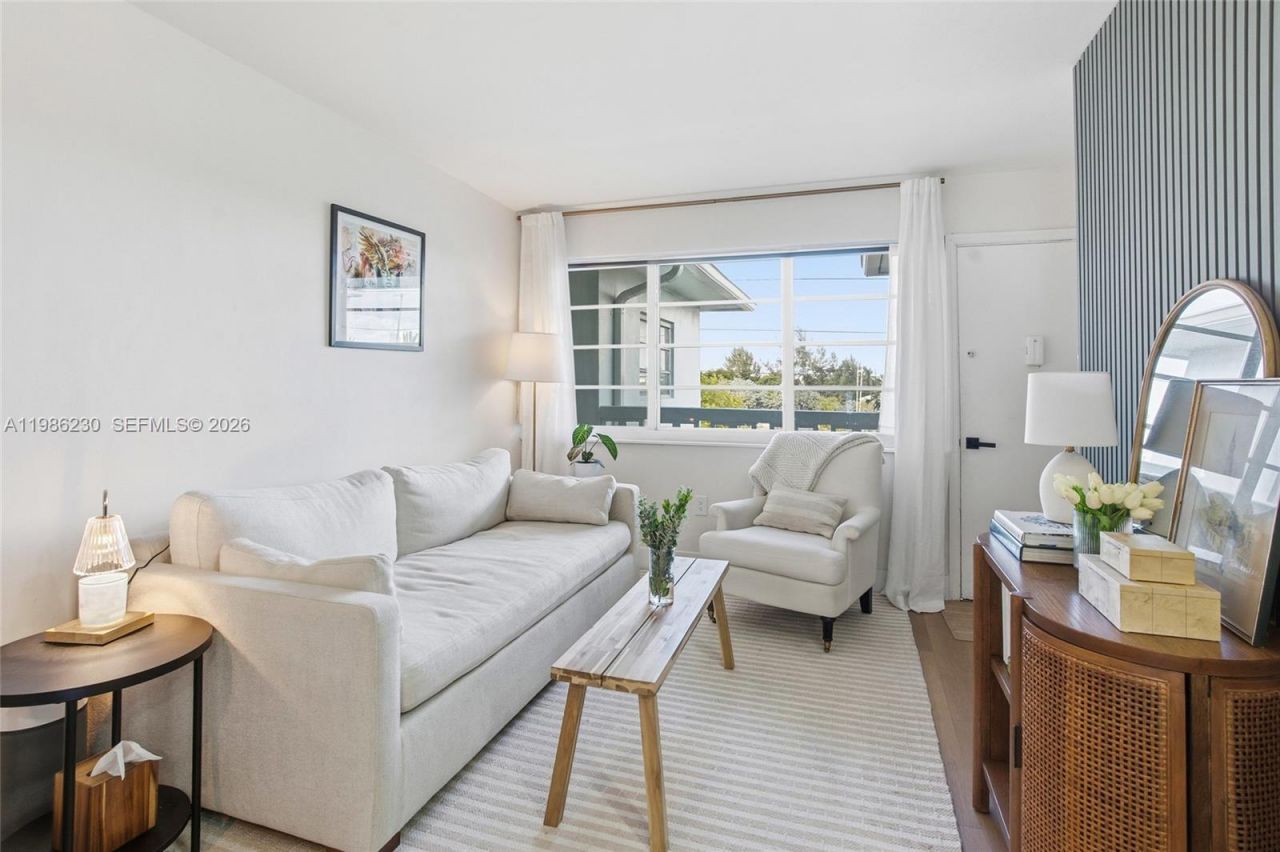 1100 11th St , Unit 405, Miami Beach, FL 33139 Photo