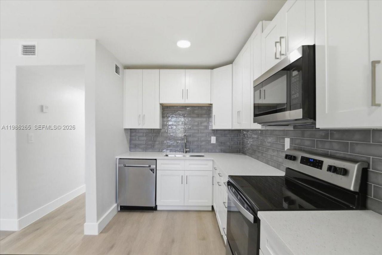 1400 NE 43rd Ct , Unit 1400, Pompano Beach, FL 33064 Photo