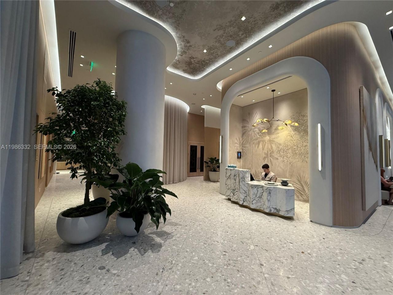 77 SE 5 St, Unit 2015, Miami, FL 33131 Photo