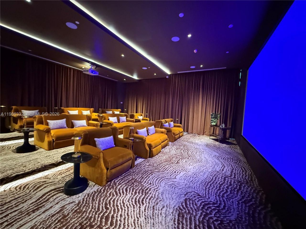 77 SE 5 St, Unit 2015, Miami, FL 33131 Photo