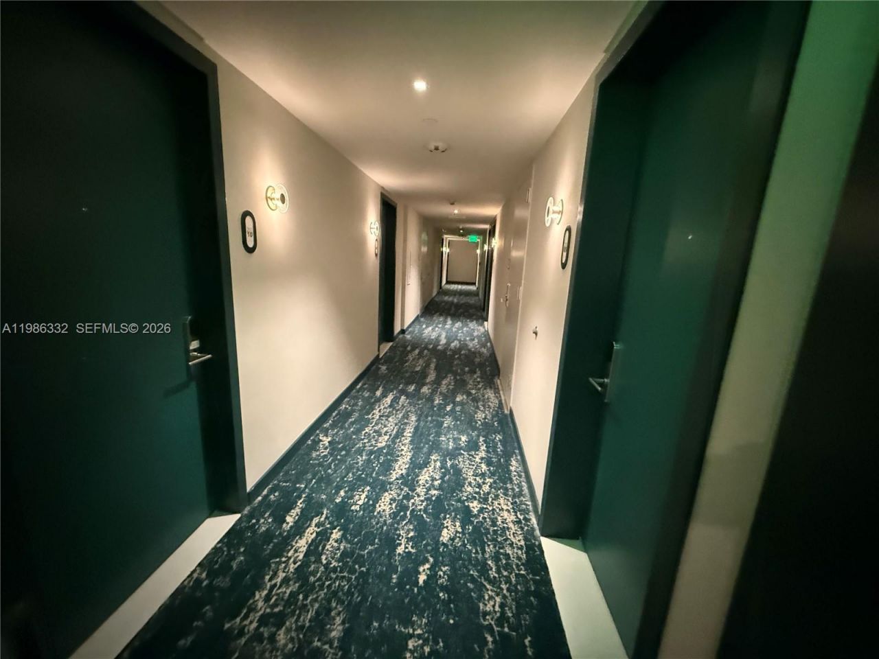 77 SE 5 St, Unit 2015, Miami, FL 33131 Photo