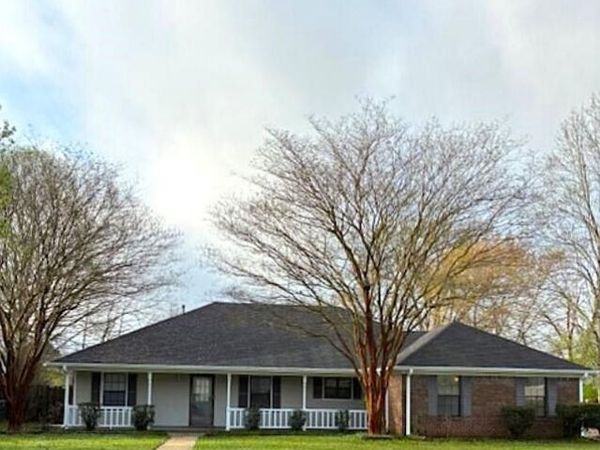 75 HARDY PLACE, Columbus, MS 39702