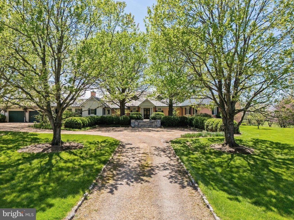 154 Clay Hill Road, Boyce, VA 22620 Main Photo