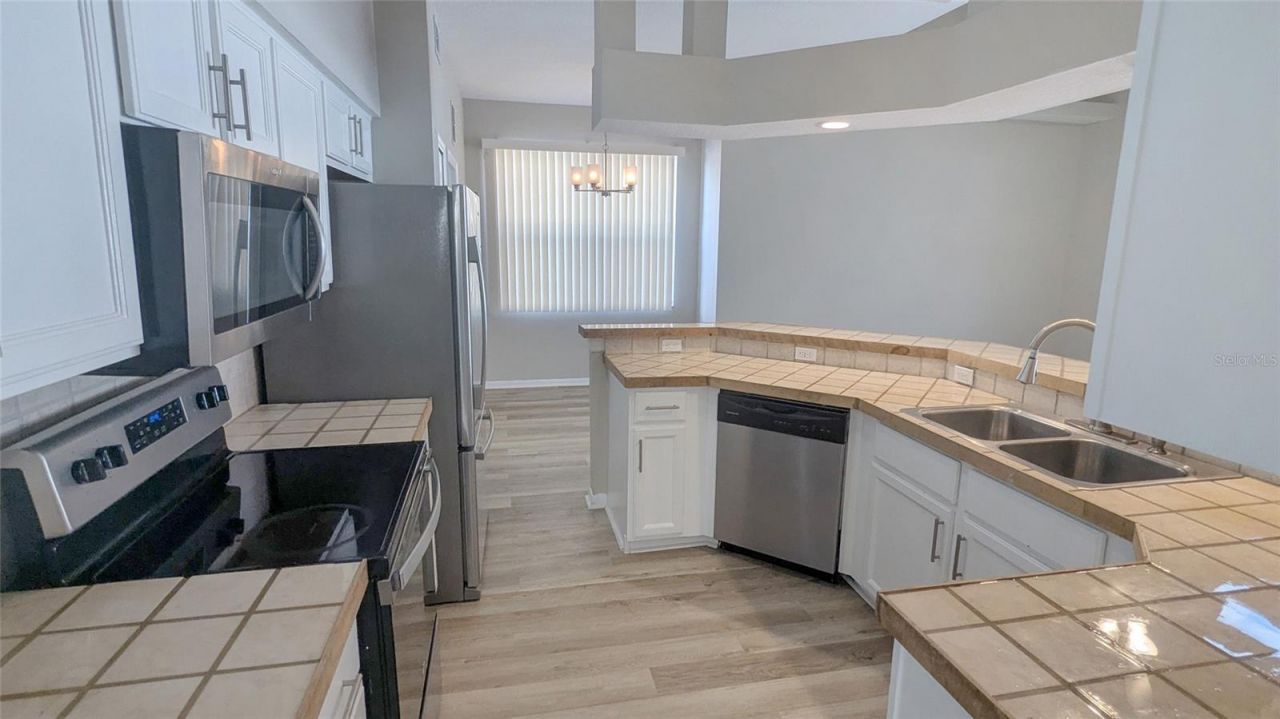 433 Eastbridge Drive , Oviedo, FL 32765 Photo