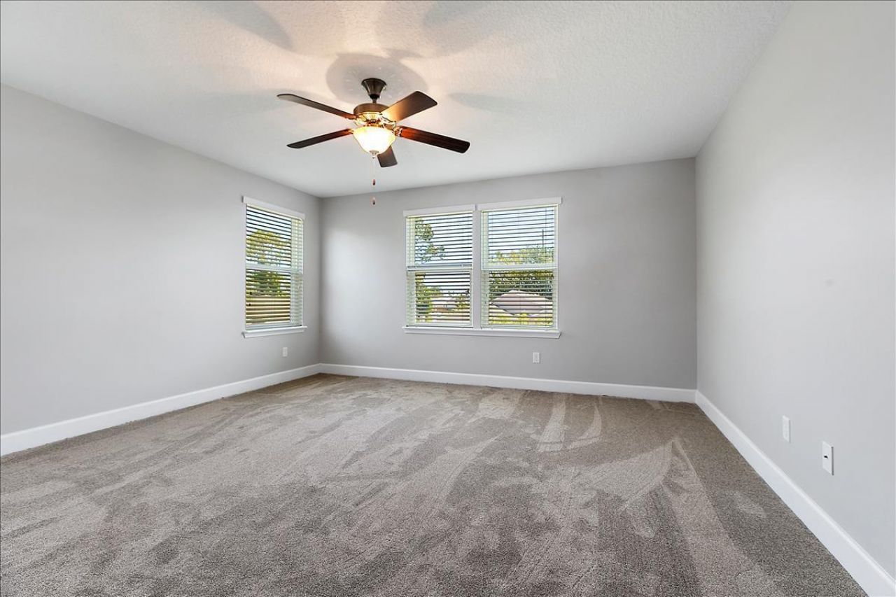 1021 Seaside Drive N, Jacksonville Beach, FL 32250 Photo