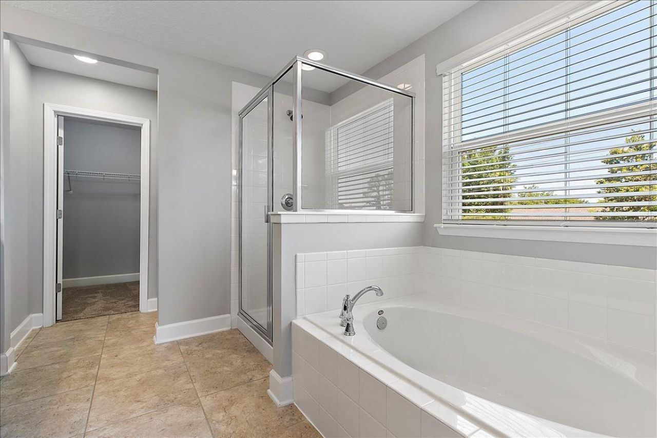 1021 Seaside Drive N, Jacksonville Beach, FL 32250 Photo