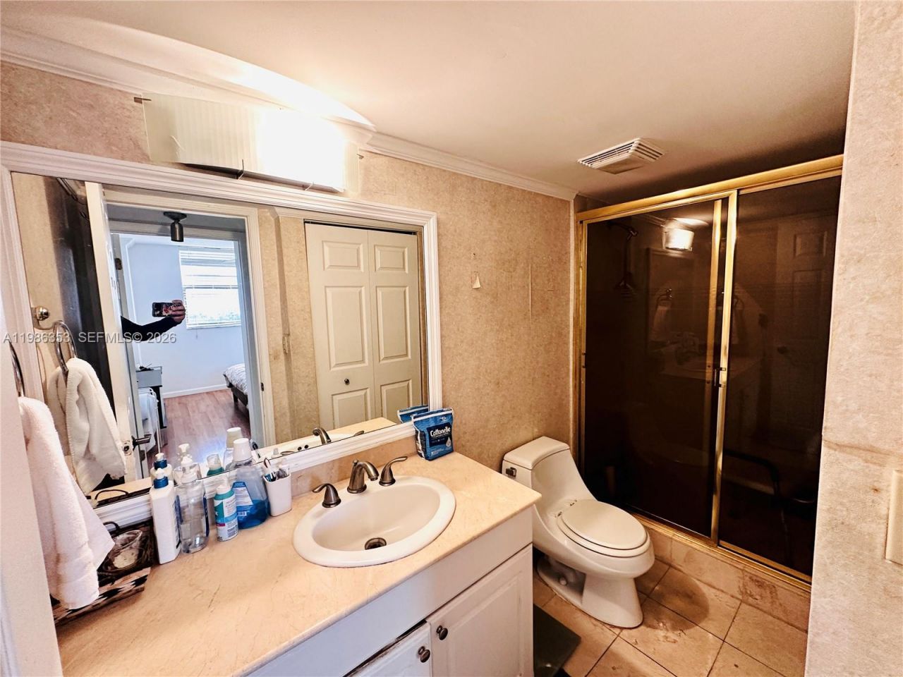 210 174th St , Unit 1104, Sunny Isles Beach, FL 33160 Photo