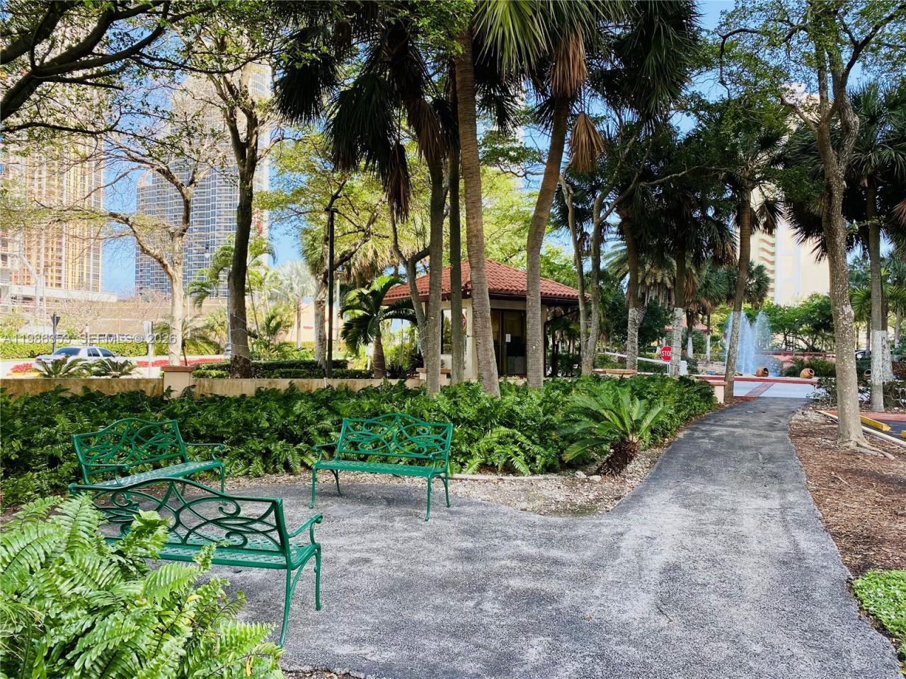 210 174th St , Unit 1104, Sunny Isles Beach, FL 33160 Photo