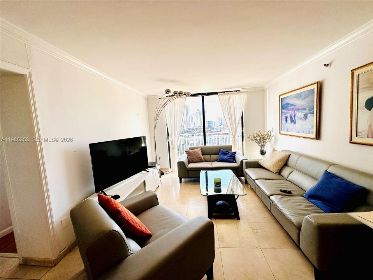 210 174th St , Unit 1104, Sunny Isles Beach, FL 33160 Photo