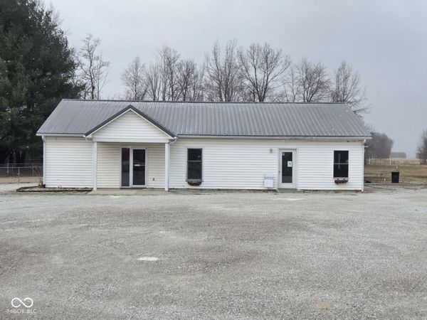 5625 N State Highway 7, Scipio, IN 47273