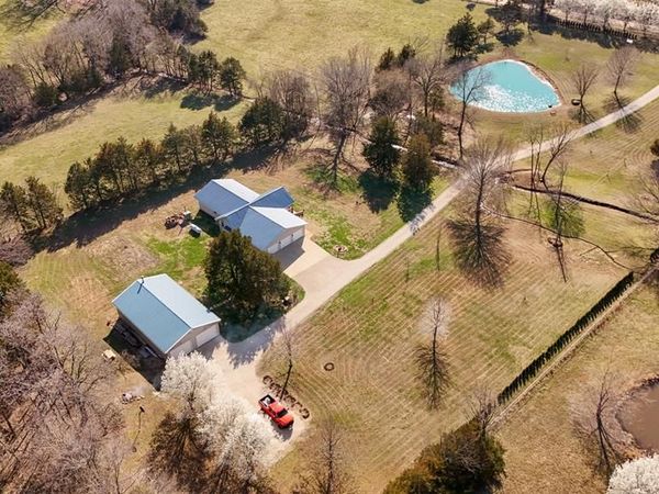 105 Rohrer Road, Bourbon, MO 65441