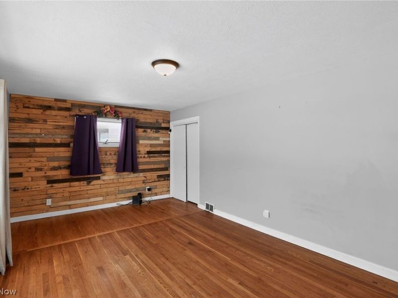 107 Renee Drive, Struthers, OH 44471 Photo 6