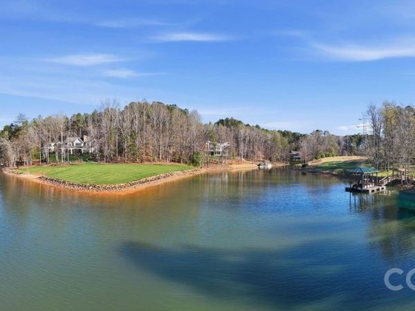 232 Apache Road , Troutman, NC 28166