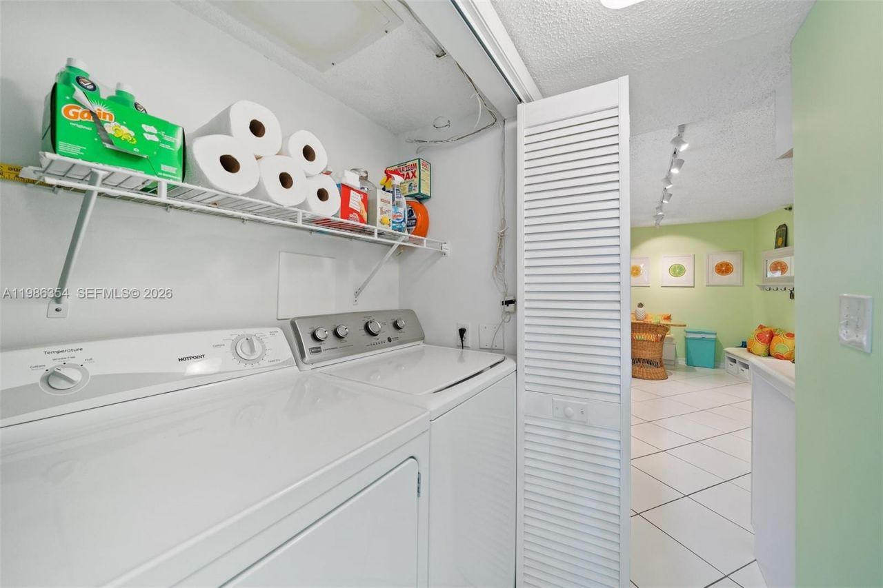 355 E Ocean Dr , Unit 401, Hutchinson Island, FL 34949 Photo