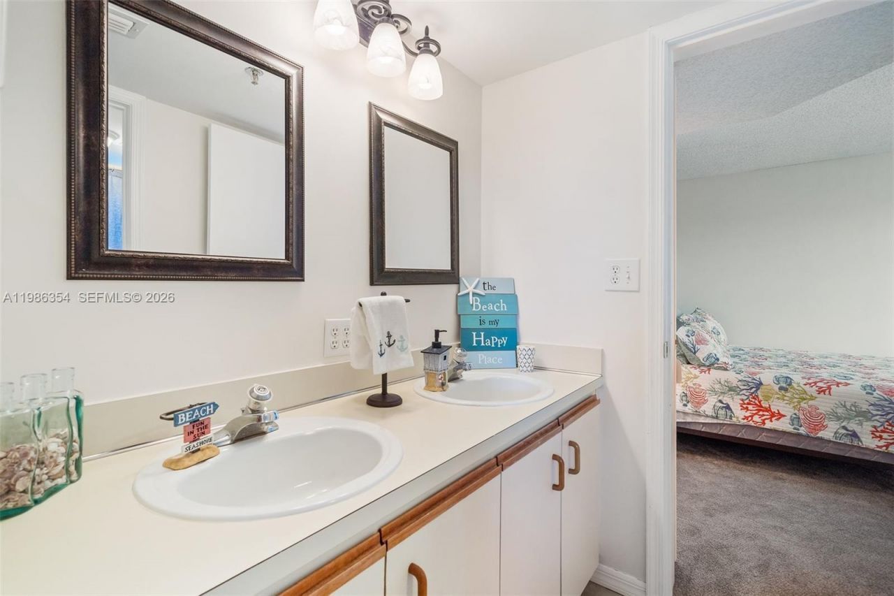 355 E Ocean Dr , Unit 401, Hutchinson Island, FL 34949 Photo