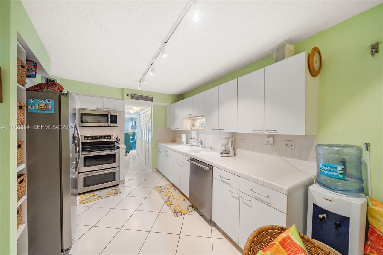 355 E Ocean Dr , Unit 401, Hutchinson Island, FL 34949 Photo