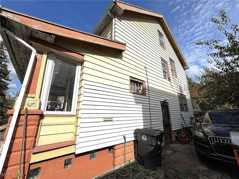 3309 E 137th Street, Cleveland, OH 44108 Photo 29