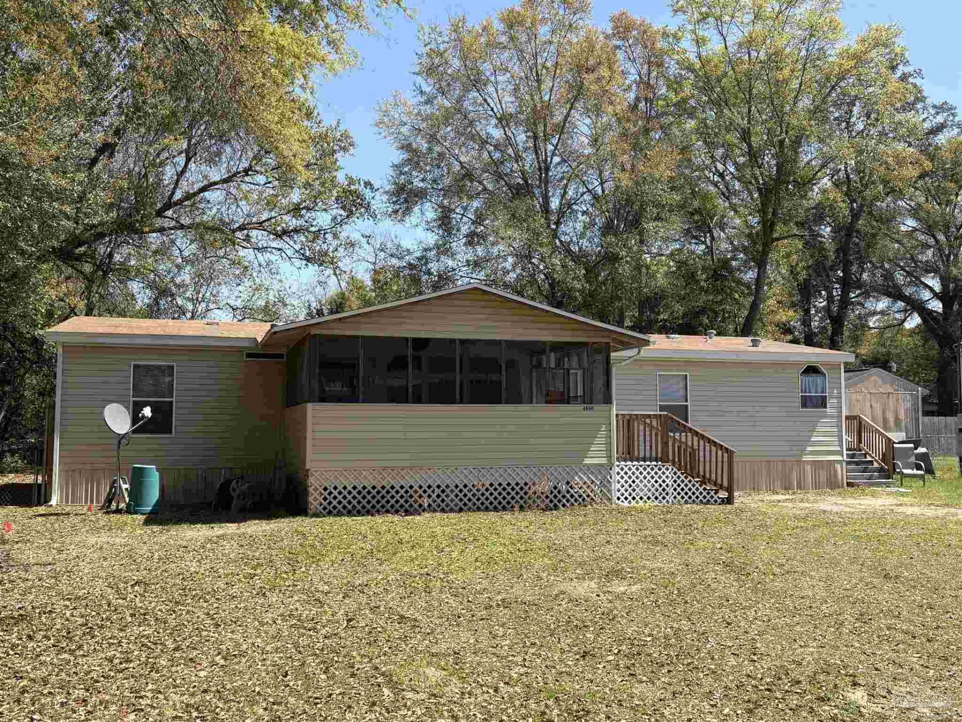 4890 Lamar Dr, Pace, FL 32571 Main Photo
