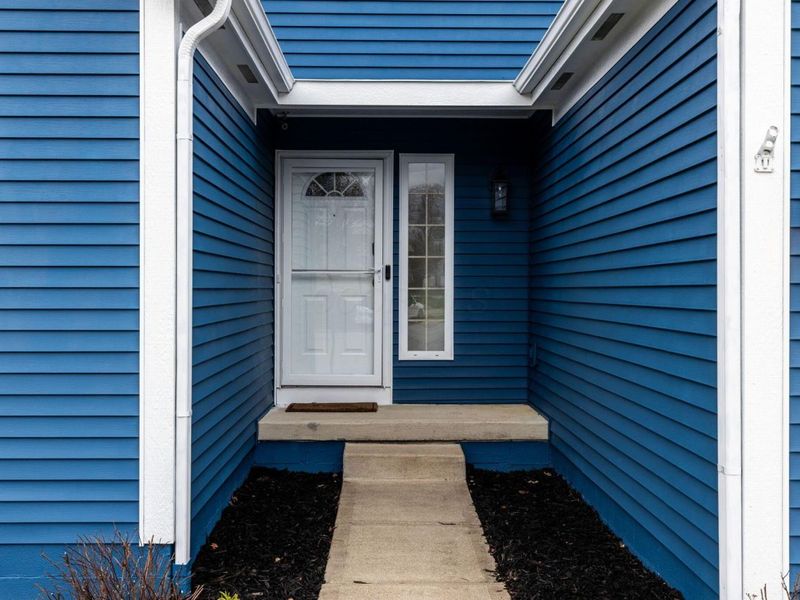 1047 Stone Ring Court, Columbus, OH 43240 Photo 4