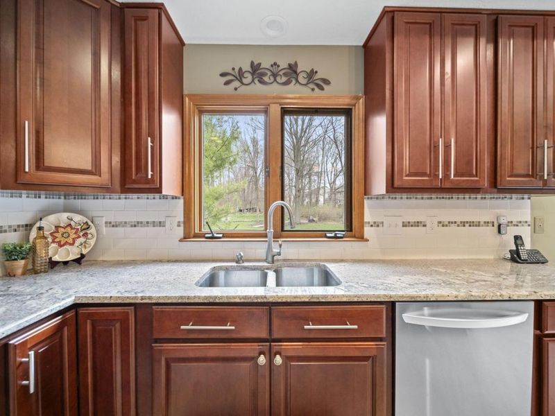 636 Pincay Place, Columbus, OH 43230 Photo 14