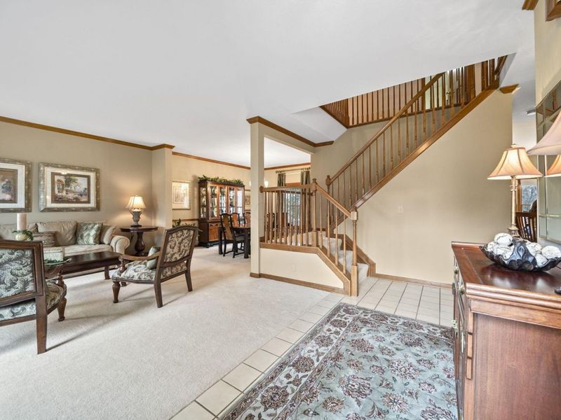 636 Pincay Place, Columbus, OH 43230 Photo 6