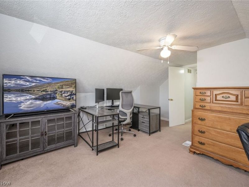 1266 Curtis Avenue, Cuyahoga Falls, OH 44221 Photo 20