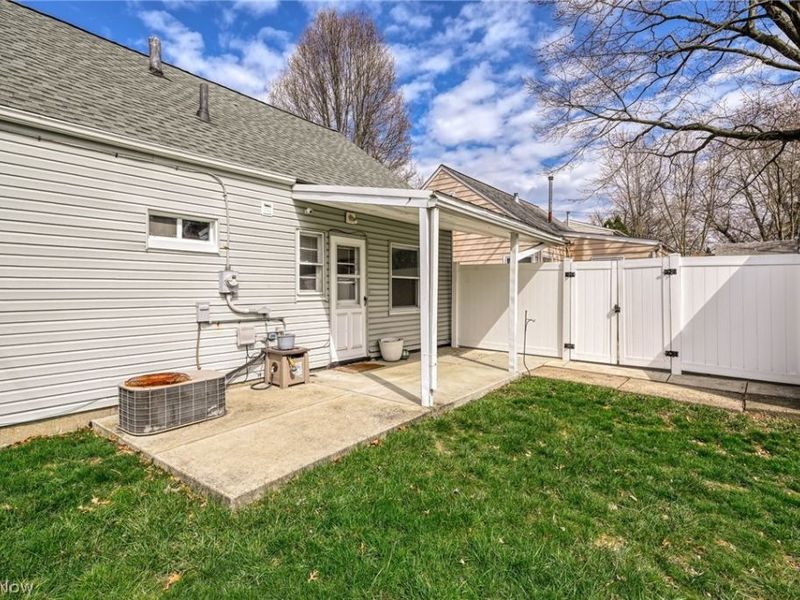 1266 Curtis Avenue, Cuyahoga Falls, OH 44221 Photo 24