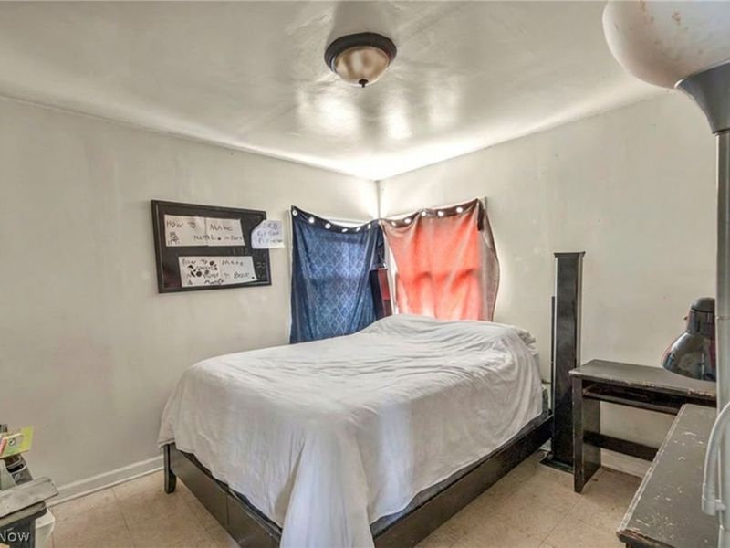 12827 Kirton, Cleveland, OH 44135 Photo 17