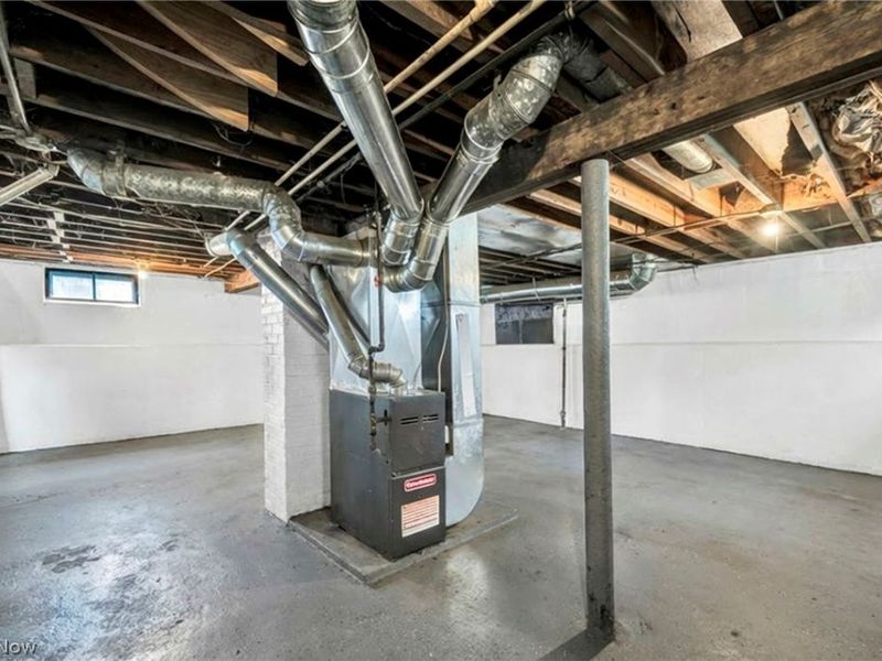 12827 Kirton, Cleveland, OH 44135 Photo 18