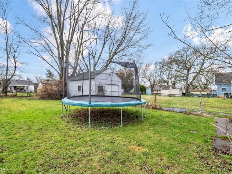 12827 Kirton, Cleveland, OH 44135 Photo 26