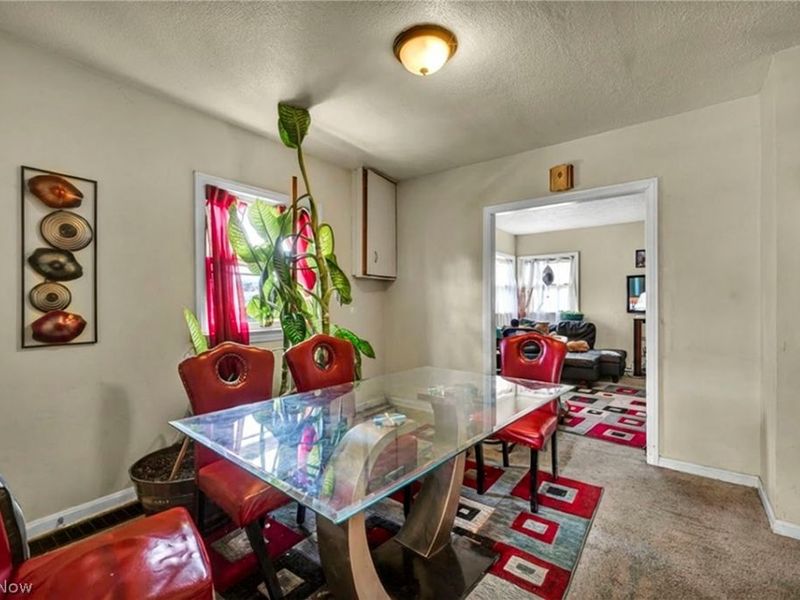 12827 Kirton, Cleveland, OH 44135 Photo 5