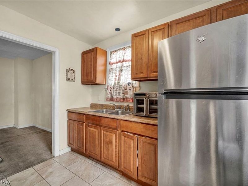 12827 Kirton, Cleveland, OH 44135 Photo 9